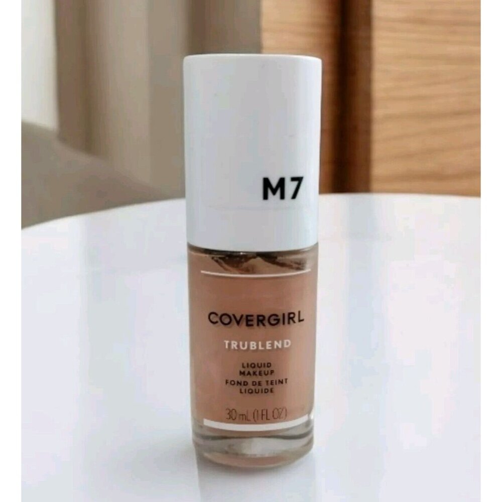 Covergirl TruBlend Hydrating Liquid Foundation M7 Soft Honey Tru Blend Makeup x1